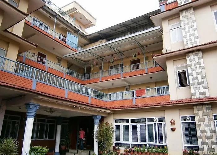 Hotel Amar 2*